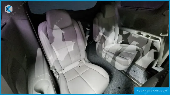KIA CARNIVAL 9-SEATER NOBLESSE SPECIAL
