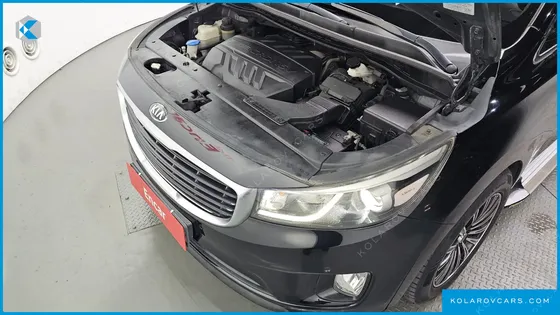 KIA CARNIVAL 11-SEATER PRESTIGE
