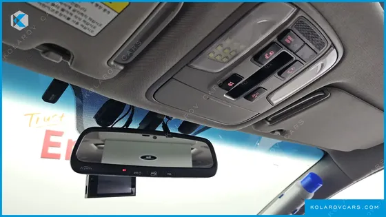 KIA CARNIVAL 11-SEATER PRESTIGE