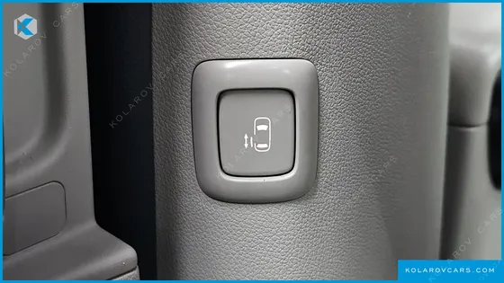 KIA CARNIVAL 11-SEATER PRESTIGE