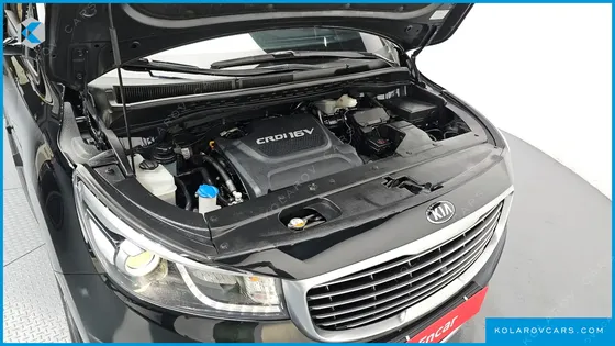 KIA CARNIVAL 7-SEATER LIMOUSINE