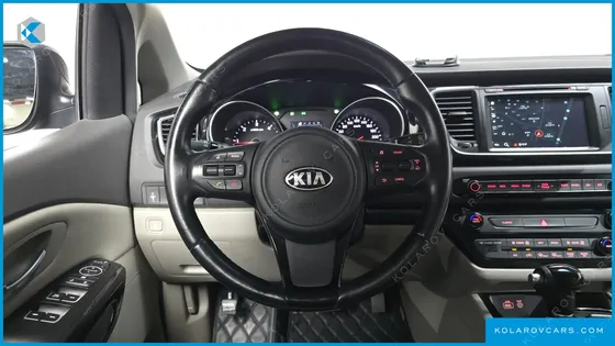 KIA CARNIVAL 9-SEATER PRESTIGE
