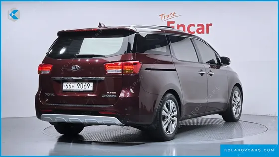 KIA CARNIVAL GASOLINE 7-SEATER LIMOUSINE