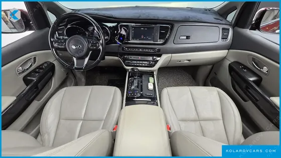 KIA CARNIVAL GASOLINE 7-SEATER LIMOUSINE