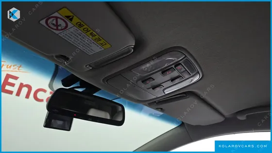 KIA CARNIVAL 7-SEATER LIMOUSINE