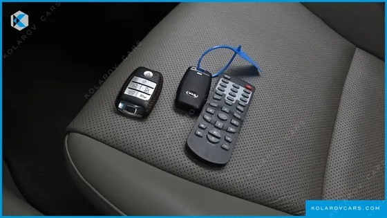 KIA CARNIVAL 9-SEATER PRESTIGE