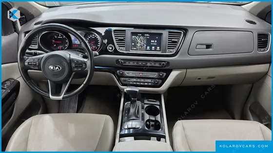 KIA CARNIVAL 9-SEATER PRESTIGE