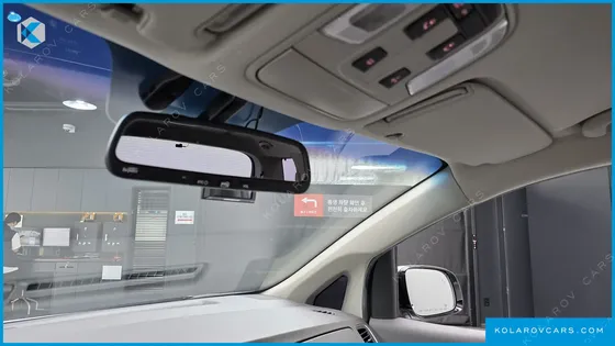 KIA CARNIVAL 9-SEATER PRESTIGE