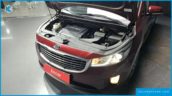 KIA CARNIVAL 11-SEATER NOBLESSE