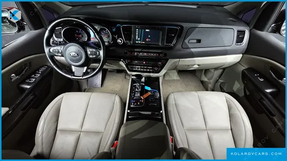 KIA CARNIVAL 11-SEATER NOBLESSE