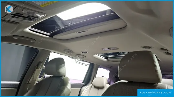 KIA CARNIVAL 11-SEATER NOBLESSE