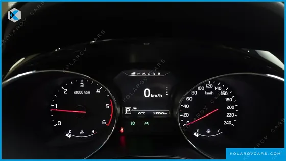 KIA CARNIVAL 9-SEATER NOBLESSE