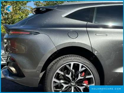 ASTON MARTIN DBX 4.0 V8