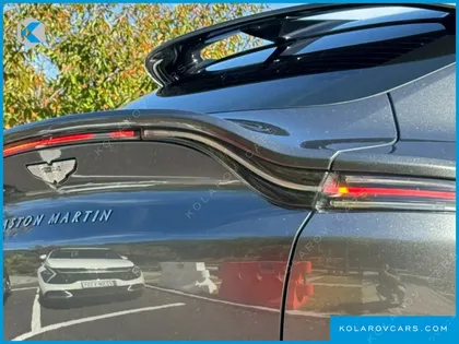 ASTON MARTIN DBX 4.0 V8