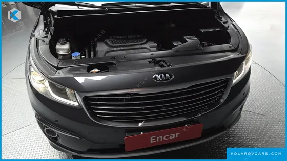KIA CARNIVAL 9-SEATER NOBLESSE SPECIAL