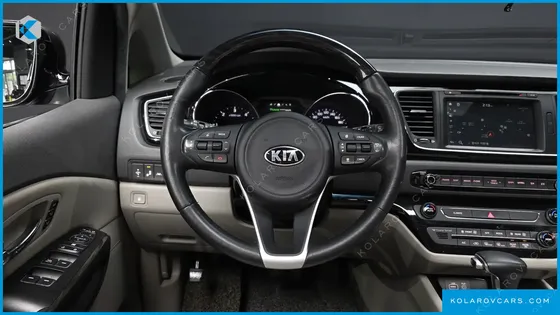 KIA CARNIVAL 9-SEATER NOBLESSE SPECIAL