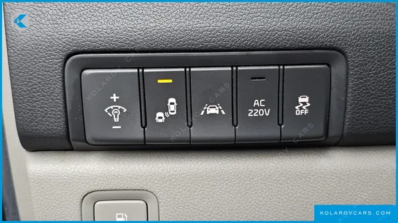 KIA CARNIVAL 9-SEATER NOBLESSE