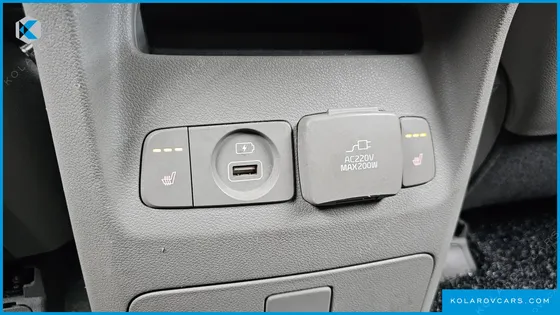KIA CARNIVAL 9-SEATER NOBLESSE
