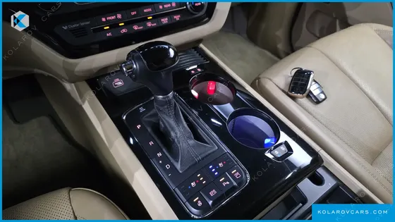 KIA CARNIVAL 9-SEATER HI-LIMOUSINE