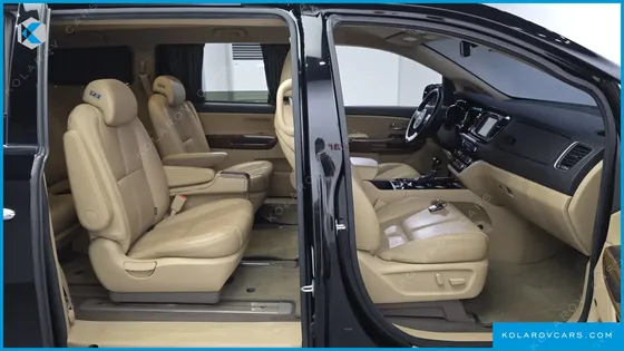KIA CARNIVAL 9-SEATER HI-LIMOUSINE