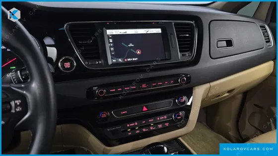 KIA CARNIVAL 9-SEATER HI-LIMOUSINE
