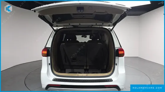 KIA CARNIVAL GASOLINE 7-SEATER HI-LIMOUSINE