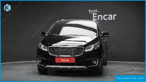 KIA CARNIVAL 9-SEATER LUXURY