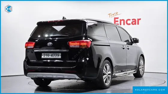 KIA CARNIVAL 7-SEATER LIMOUSINE