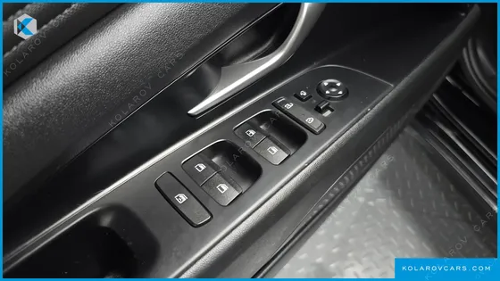 HYUNDAI ELANTRA (AVANTE) 1.6 LPI (RENTAL CAR)