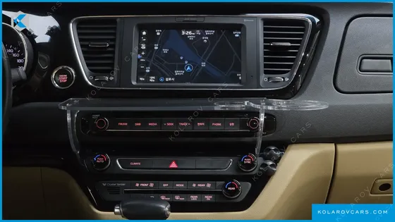 KIA CARNIVAL GASOLINE 7-SEATER LIMOUSINE