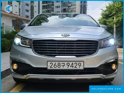 KIA CARNIVAL 9-SEATER PRESTIGE