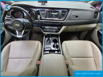 KIA CARNIVAL 9-SEATER PRESTIGE