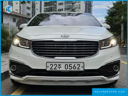 KIA CARNIVAL 9-SEATER PRESTIGE