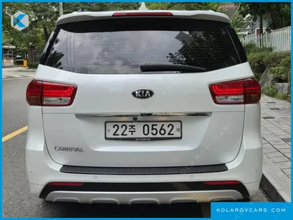 KIA CARNIVAL 9-SEATER PRESTIGE