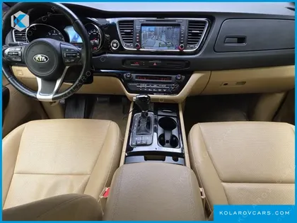 KIA CARNIVAL 9-SEATER PRESTIGE