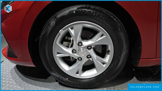 HYUNDAI ELANTRA (AVANTE) 1.6