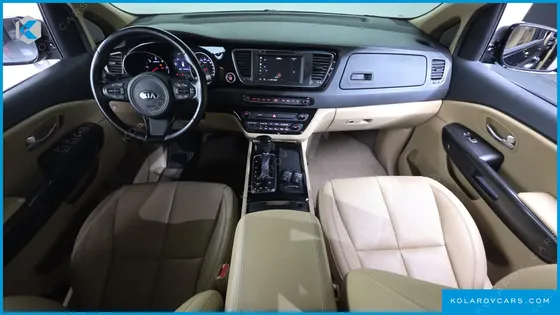 KIA CARNIVAL 9-SEATER NOBLESSE