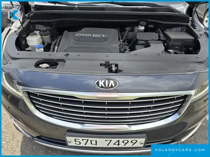 KIA CARNIVAL 9-SEATER PRESTIGE