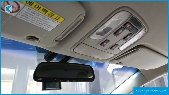 KIA CARNIVAL 9-SEATER PRESTIGE
