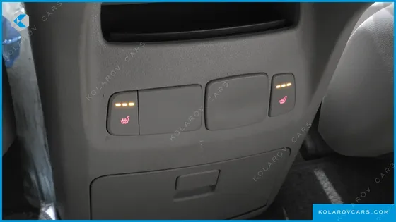 KIA CARNIVAL 9-SEATER PRESTIGE