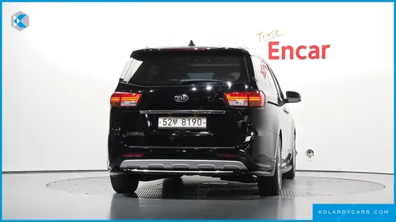 KIA CARNIVAL 9-SEATER NOBLESSE