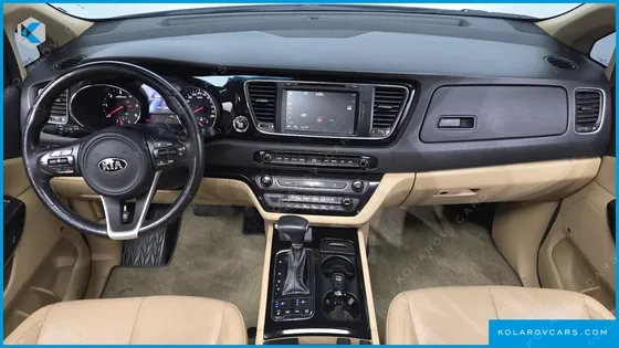KIA CARNIVAL 9-SEATER NOBLESSE