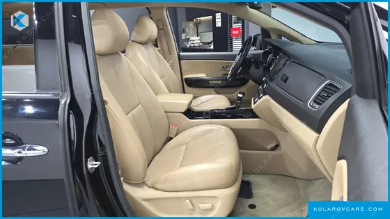 KIA CARNIVAL 9-SEATER NOBLESSE