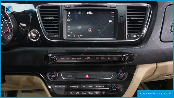 KIA CARNIVAL 9-SEATER NOBLESSE