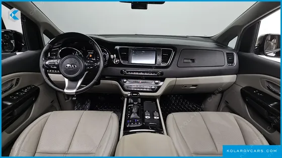 KIA CARNIVAL 7-SEATER LIMOUSINE