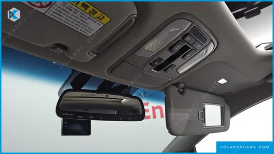 KIA CARNIVAL 7-SEATER LIMOUSINE