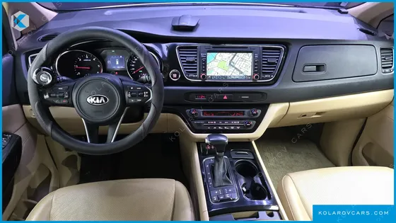 KIA CARNIVAL 9-SEATER PRESTIGE