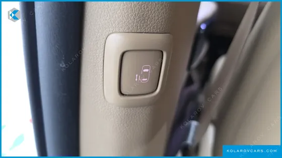 KIA CARNIVAL 9-SEATER PRESTIGE