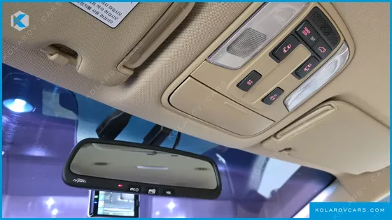 KIA CARNIVAL 9-SEATER PRESTIGE