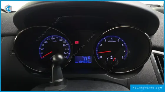 HYUNDAI GENESIS 200 TURBO D